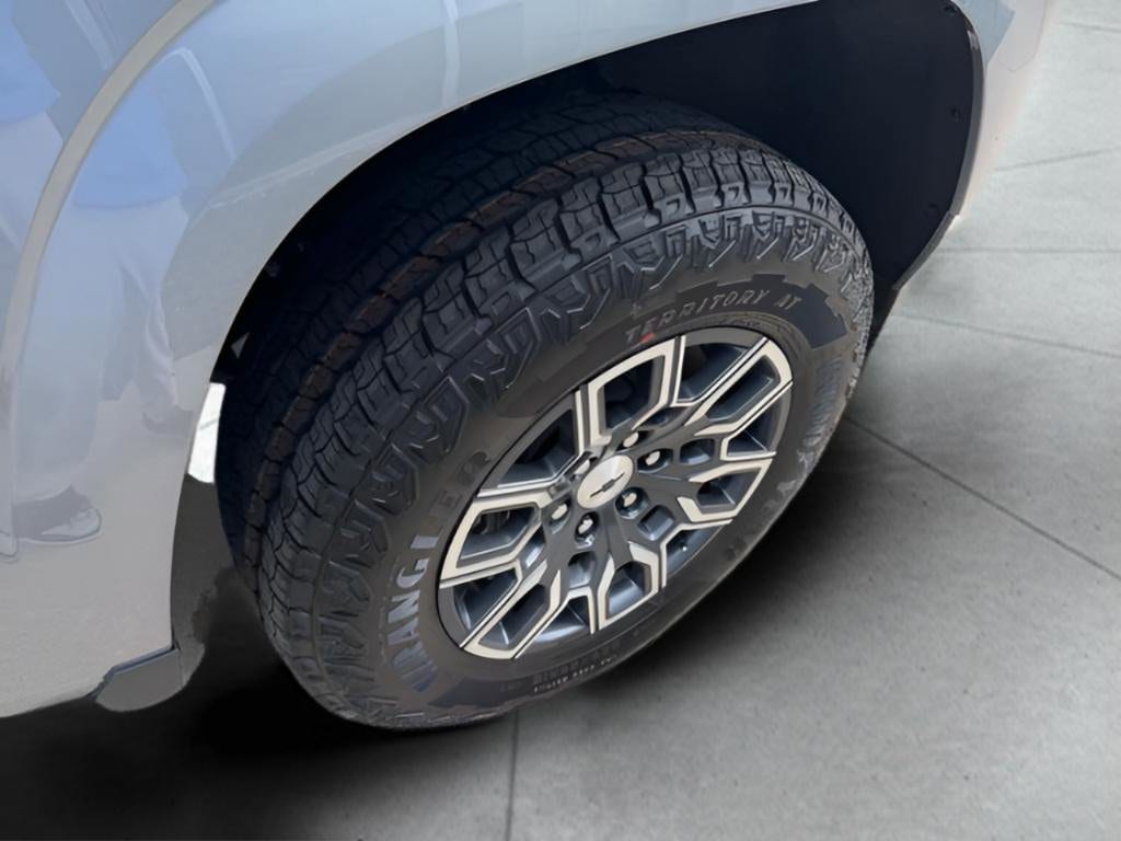 2026 Chevrolet Colorado Z71 - Photo 35