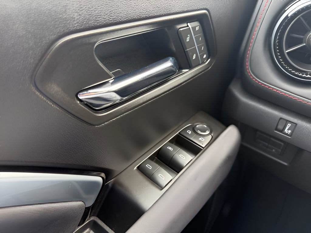 2026 Chevrolet Colorado Z71 - Photo 25