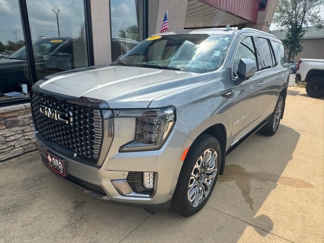 Used 2023 GMC Yukon Denali Ultimate with VIN 1GKS2EKT6PR157744 for sale in Austin, Minnesota