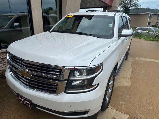 Used 2017 Chevrolet Suburban Premier with VIN 1GNSKJKC1HR124731 for sale in Austin, Minnesota