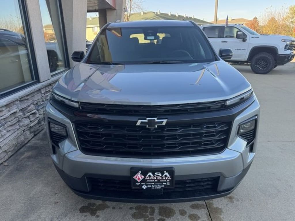 New 2025 Chevrolet Traverse LT SUV