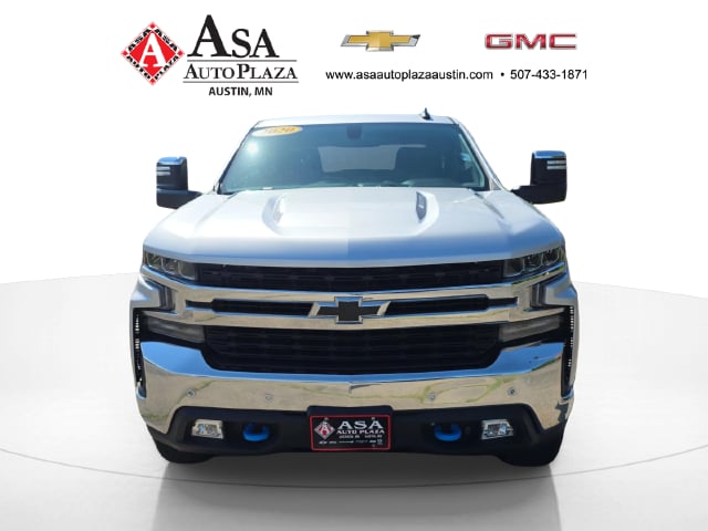 Used 2020 Chevrolet Silverado 1500 LT with VIN 3GCUYDETXLG384843 for sale in Austin, Minnesota