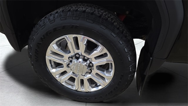 Used 2022 GMC Sierra 3500 Denali HD Denali with VIN 1GT49WEY8NF305369 for sale in Austin, Minnesota