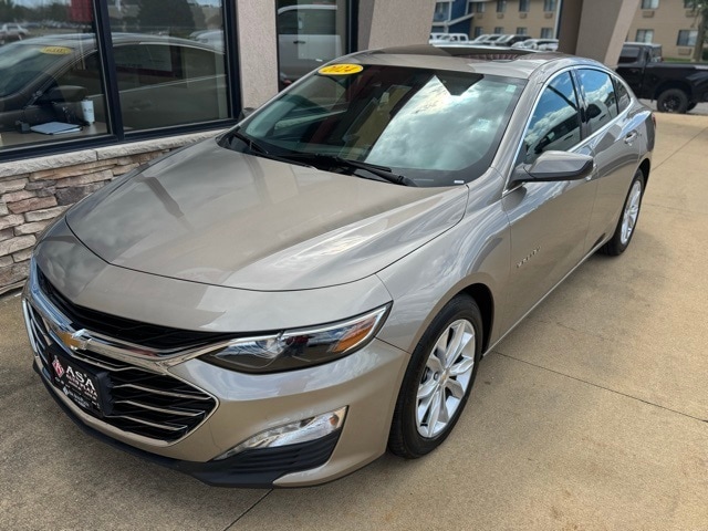 Used 2024 Chevrolet Malibu 1LT with VIN 1G1ZD5ST8RF212888 for sale in Austin, Minnesota