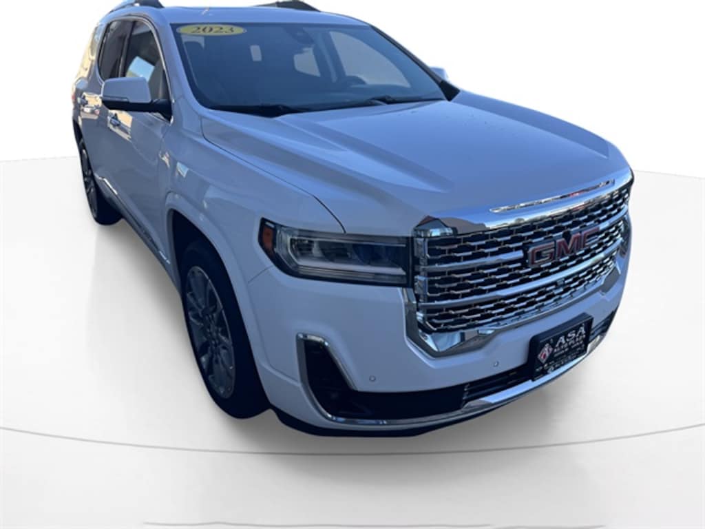 Used 2023 GMC Acadia Denali SUV