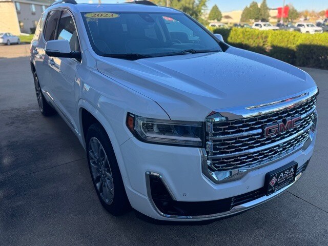 2023 Gmc Acadia Denali photo 4
