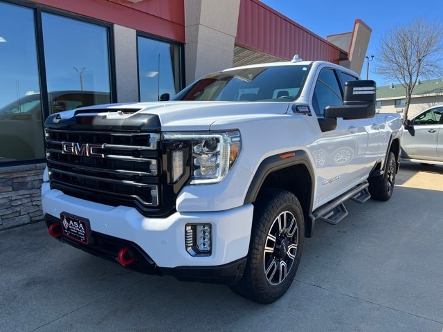 Used 2022 GMC Sierra 2500HD AT4 with VIN 1GT49PEY5NF171930 for sale in Austin, Minnesota