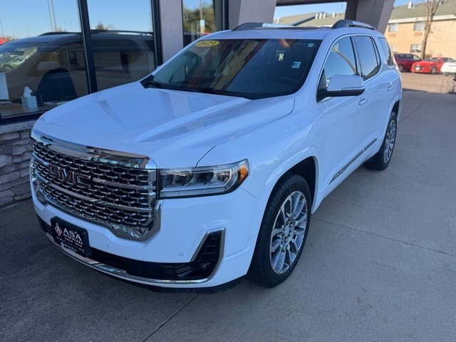 Used 2023 GMC Acadia Denali with VIN 1GKKNXLS9PZ235913 for sale in Austin, Minnesota