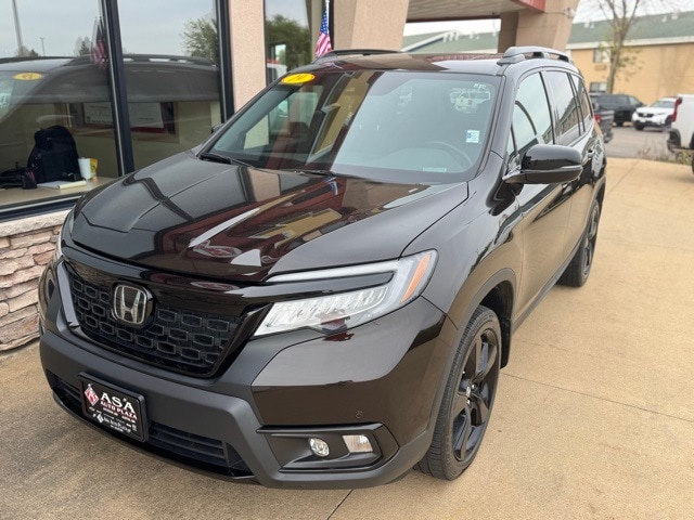 Used 2019 Honda Passport Elite with VIN 5FNYF8H09KB009059 for sale in Austin, Minnesota