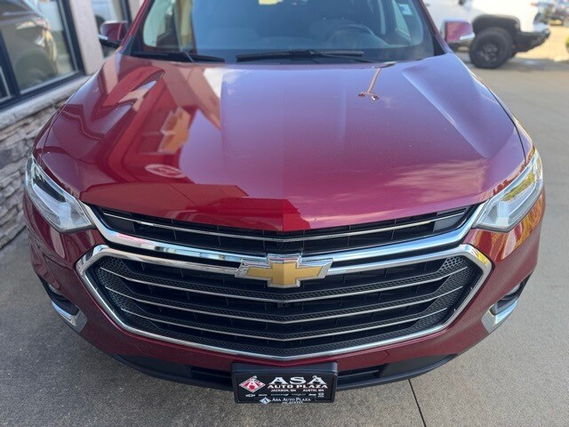 2019 Chevrolet Traverse photo 2