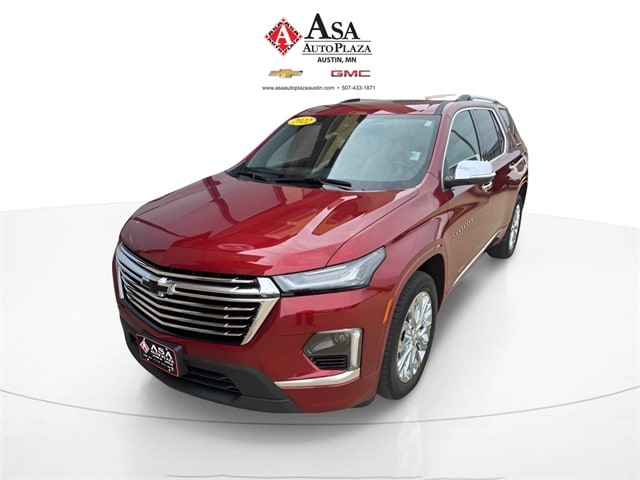 Used 2022 Chevrolet Traverse Premier with VIN 1GNEVKKW2NJ140371 for sale in Austin, Minnesota