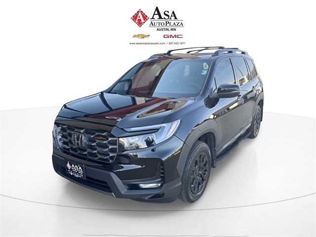 Used 2022 Honda Passport TrailSport with VIN 5FNYF8H67NB015547 for sale in Austin, Minnesota