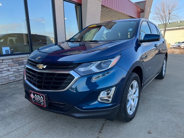 Used 2019 Chevrolet Equinox LT with VIN 2GNAXUEVXK6293970 for sale in Austin, Minnesota