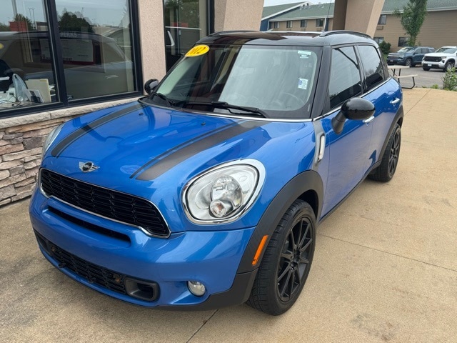 Used 2012 MINI Countryman Countryman S with VIN WMWZC3C57CWM26600 for sale in Austin, Minnesota