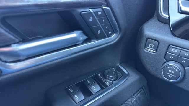 2026 Chevrolet Silverado 2500 HD LTZ - Photo 14