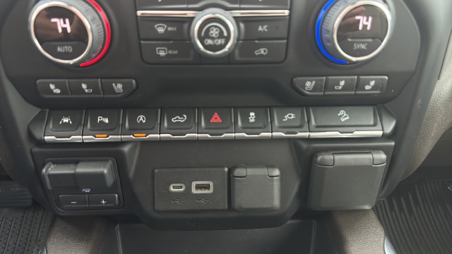2022 Chevrolet Silverado 1500 Limited LTZ - Photo 20