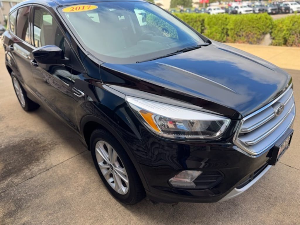Used 2017 Ford Escape SE SUV