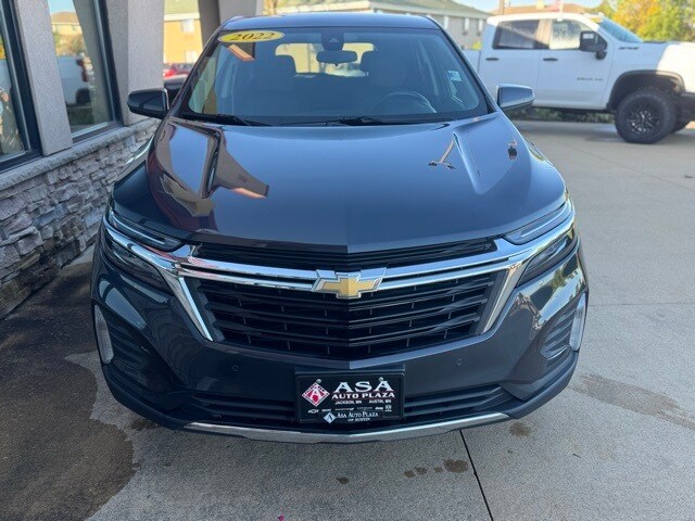 2022 Chevrolet Equinox LT photo 3