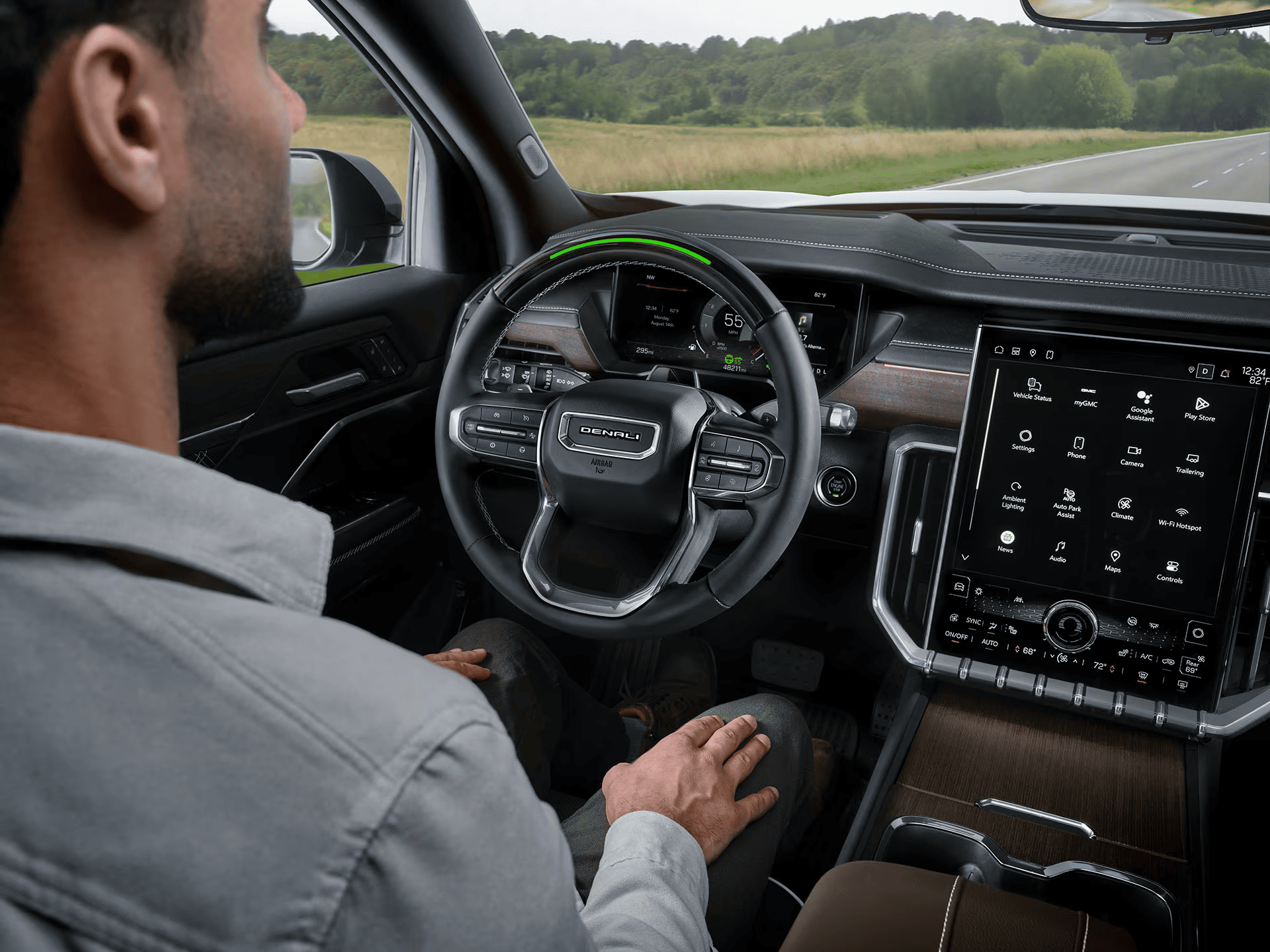 2027 GMC Acadia daily technology benefits