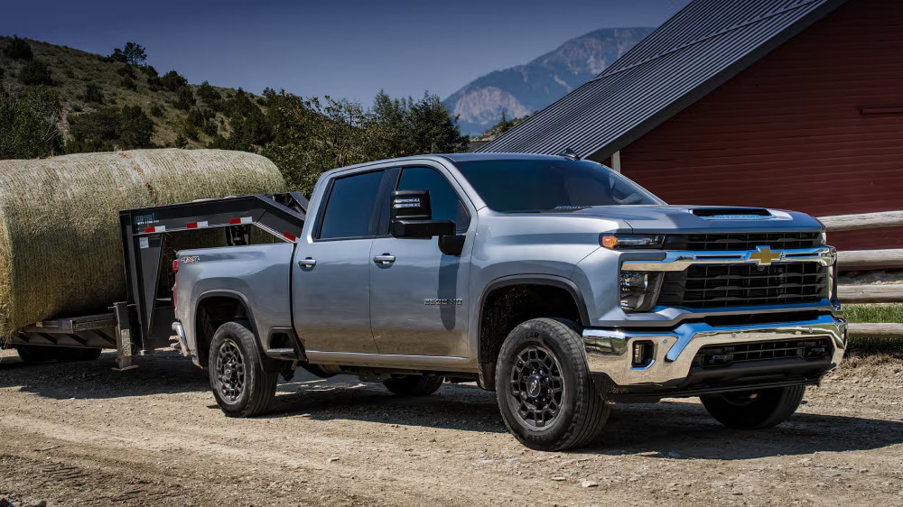 2027 Chevrolet Silverado HD LT trim