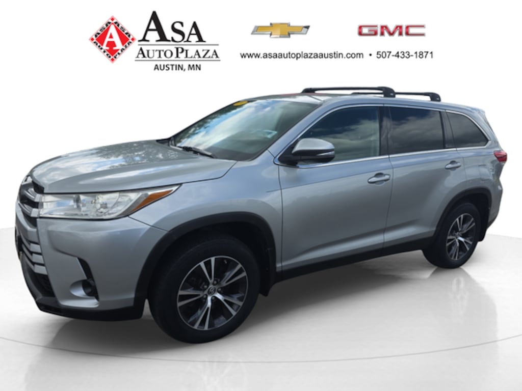 Used 2019 Toyota Highlander LE SUV