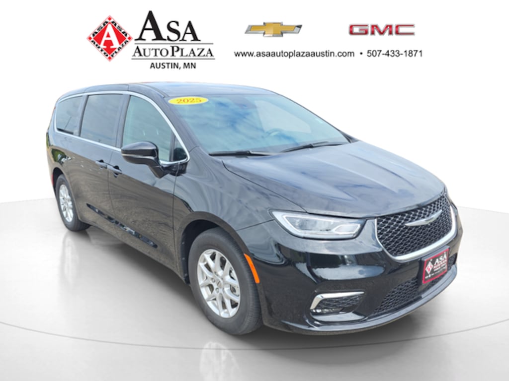 Used 2025 Chrysler Pacifica Select Minivan/Van