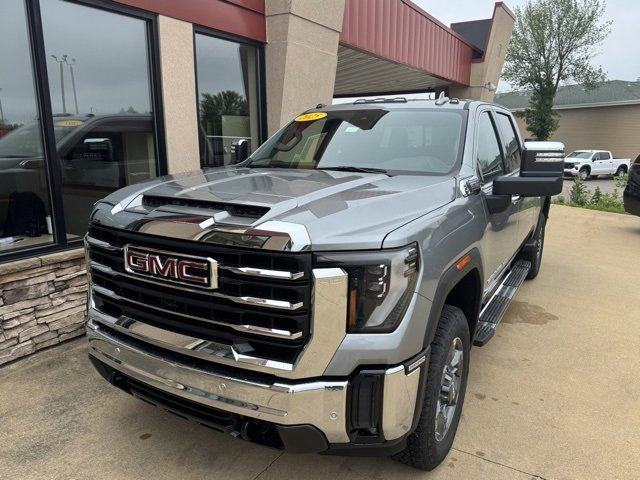 2025 Gmc Sierra 3500 HD SLT photo 2
