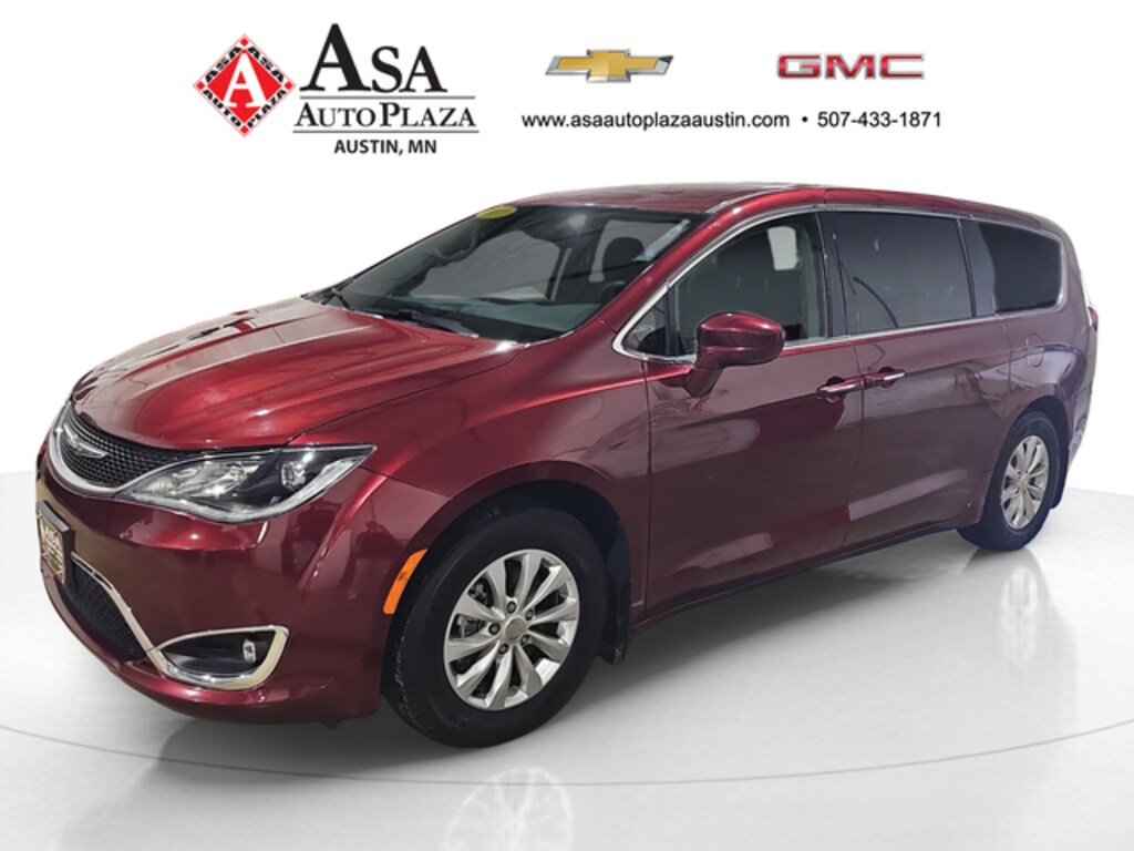 Used 2018 Chrysler Pacifica Touring Plus Minivan/Van