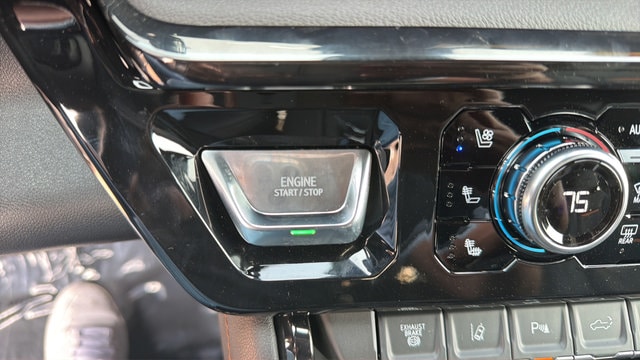 2026 GMC Sierra 3500HD AT4 - Photo 18