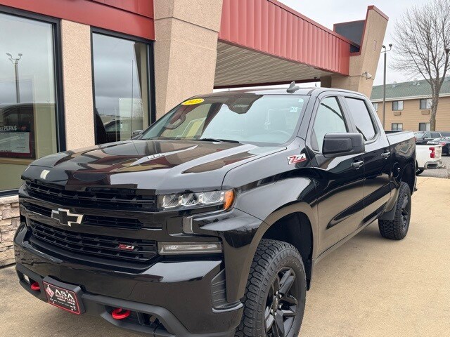 2022 Chevrolet Silverado 1500 LT Trail Boss photo 2