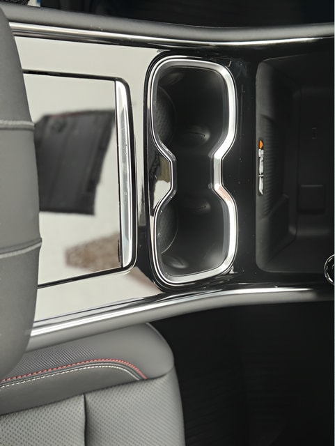 2026 Chevrolet Traverse Z71 - Photo 26