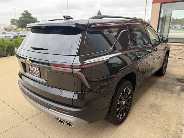 2026 Chevrolet Traverse photo 4