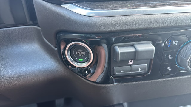 2026 Chevrolet Silverado 1500 LTZ - Photo 18