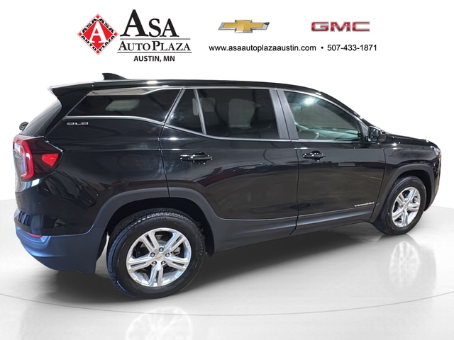 2024 GMC Terrain SLE - Photo 9