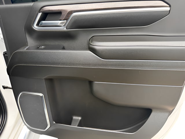 2024 Chevrolet Silverado 2500HD LTZ - Photo 13