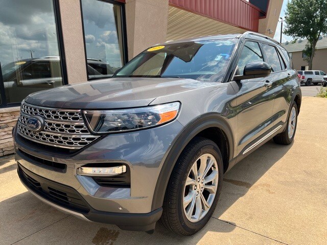 2023 Ford Explorer Limited photo 2