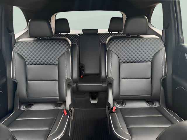 2025 GMC Acadia Denali - Photo 35