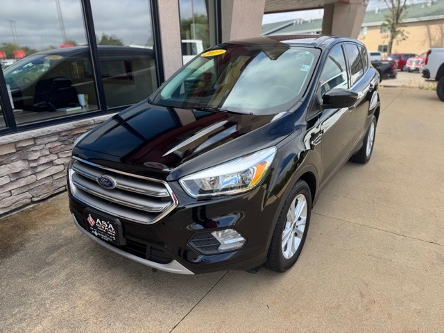 Used 2017 Ford Escape SE with VIN 1FMCU0GD8HUD20144 for sale in Austin, Minnesota