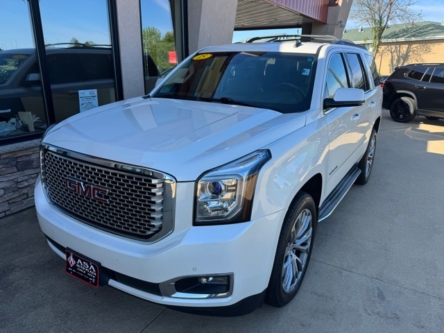 Used 2015 GMC Yukon SLT with VIN 1GKS2BKC3FR176216 for sale in Austin, Minnesota