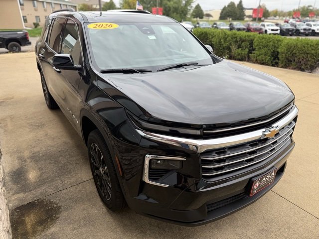 2026 Chevrolet Traverse photo 3