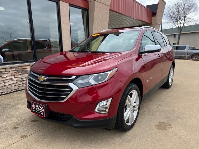 Used 2019 Chevrolet Equinox Premier with VIN 2GNAXYEX5K6253207 for sale in Austin, Minnesota