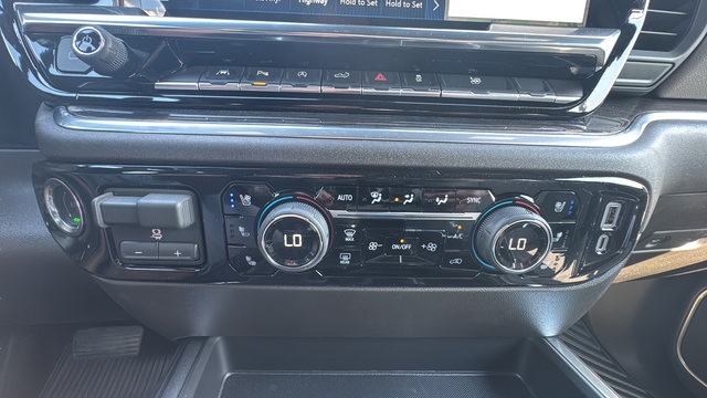 2026 Chevrolet Silverado 1500 LTZ - Photo 21