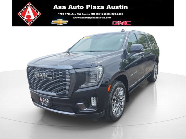 2023 GMC Yukon Denali Ultimate AWD's photo