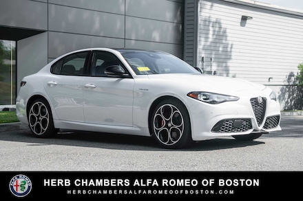 2024 Alfa Romeo Giulia Veloce Sedan