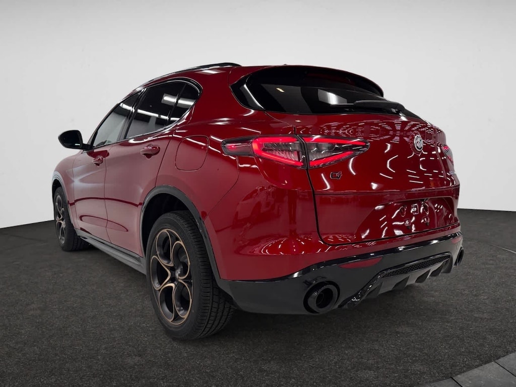 New 2025 Alfa Romeo Stelvio INTENSA AWD Sport Utility