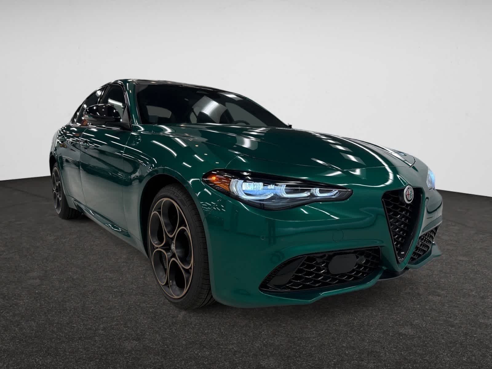 2025 Alfa Romeo Giulia Intensa AWD