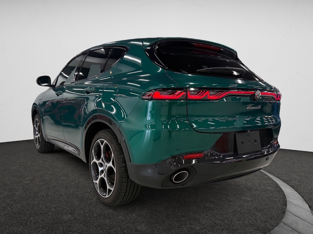 New 2024 Alfa Romeo Tonale VELOCE EAWD Sport Utility