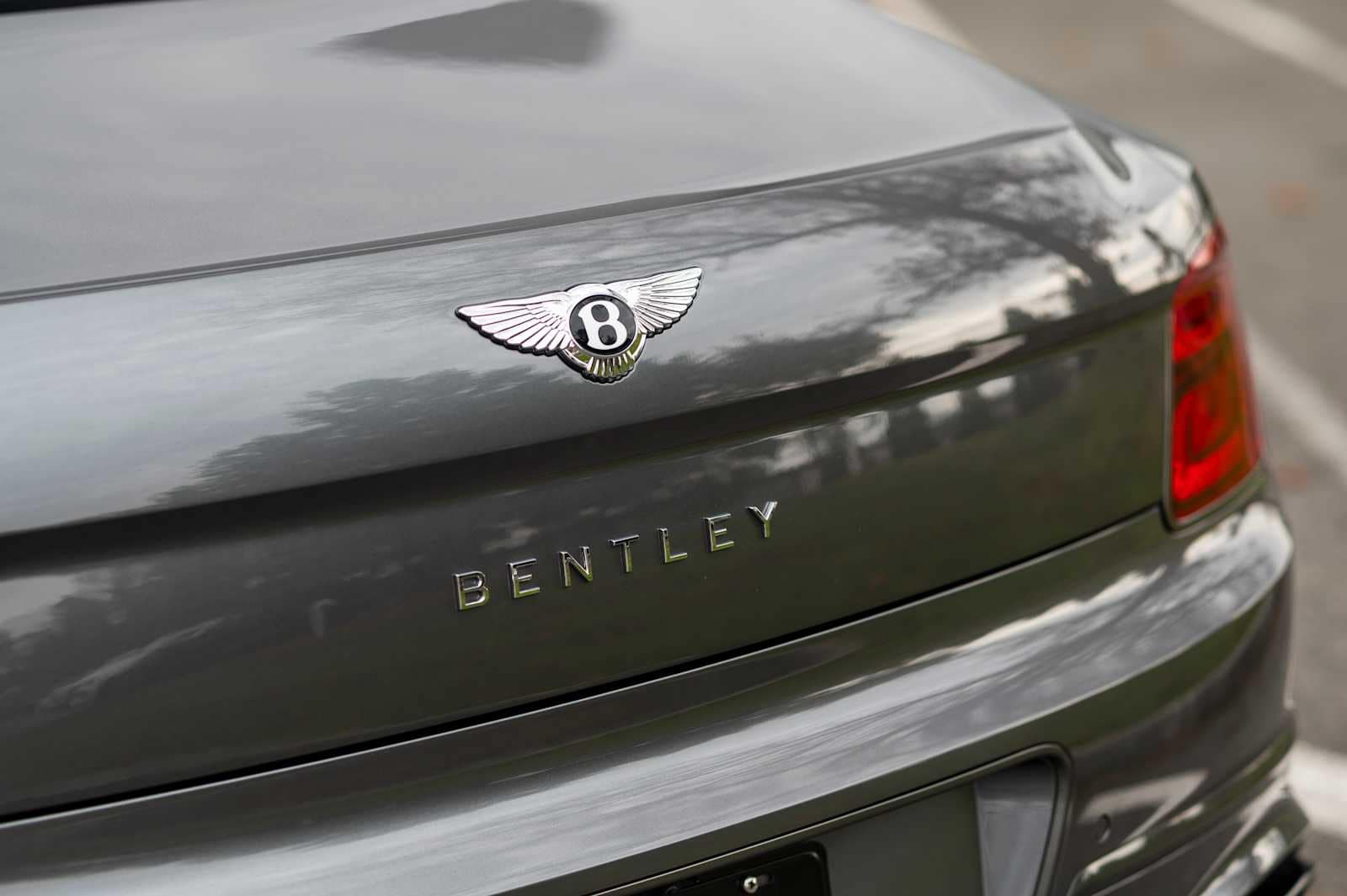 used 2025 Bentley Flying Spur car