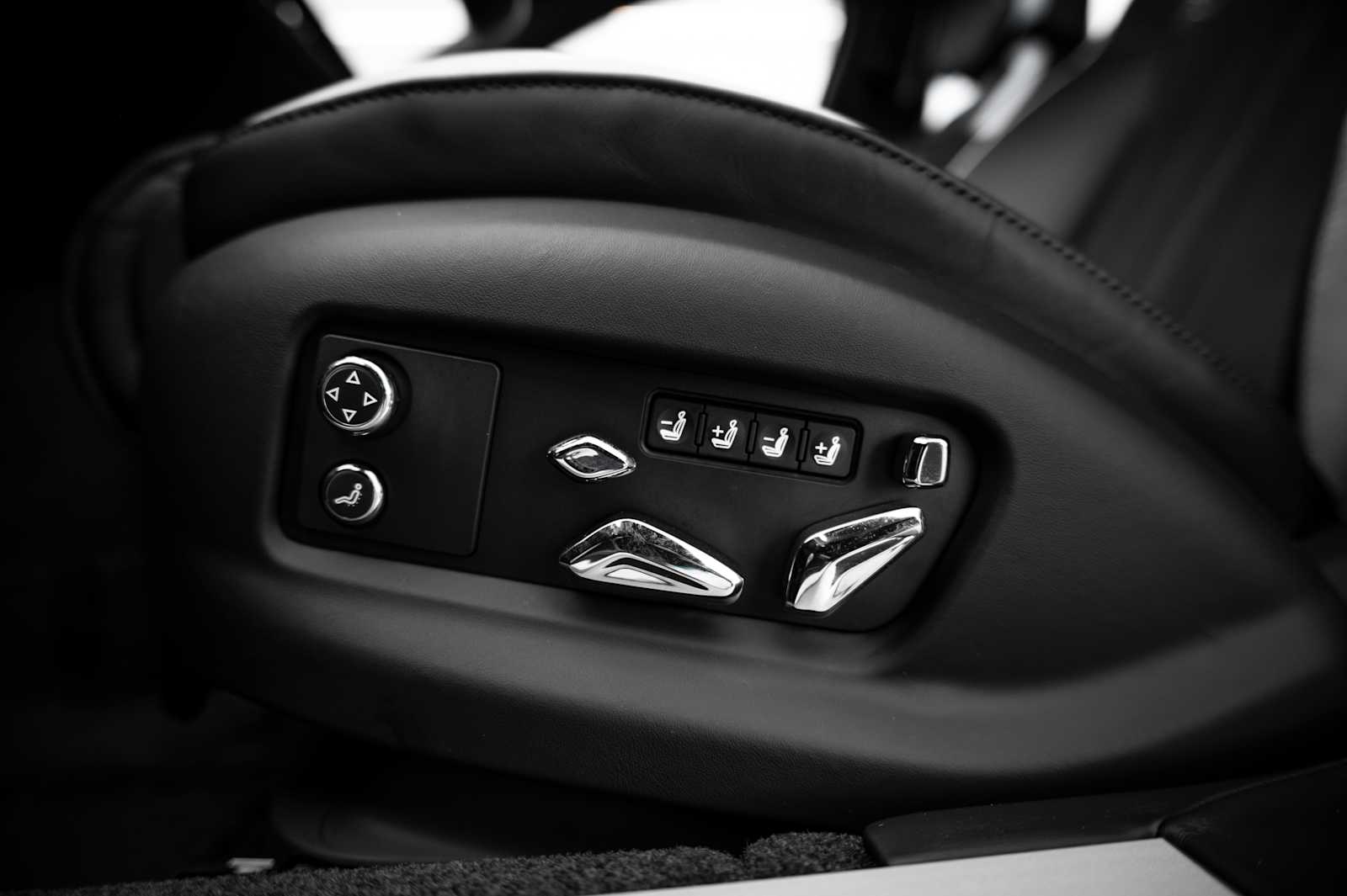 used 2024 Bentley Flying Spur car