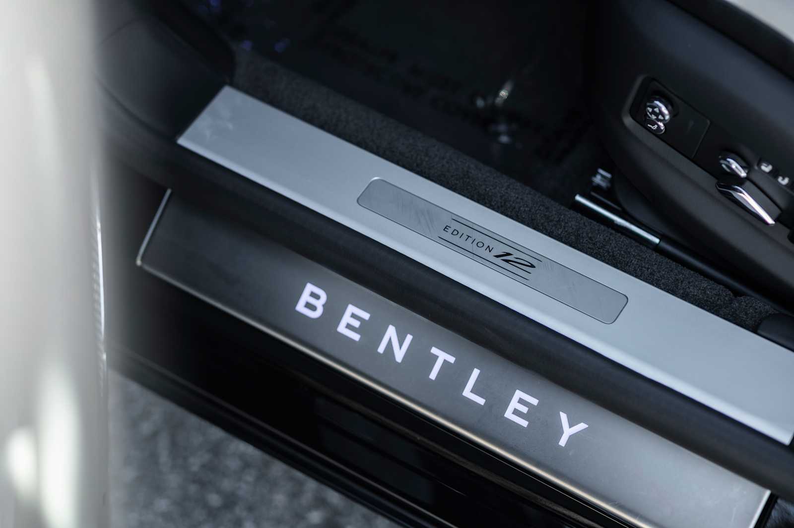 used 2024 Bentley Flying Spur car